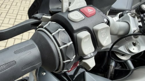 BMW R1200RS
