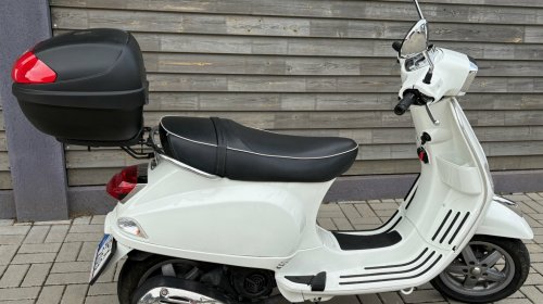 Piaggio Vespa LX150