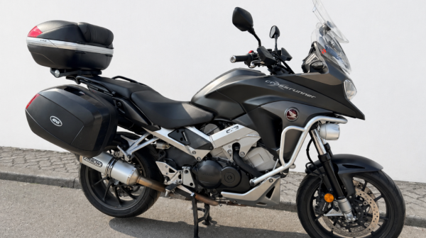 Honda VFR800X Crossrunner Hamarosan!