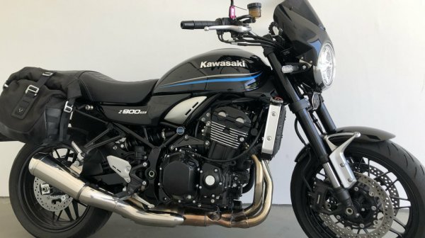 Kawasaki Z900RS