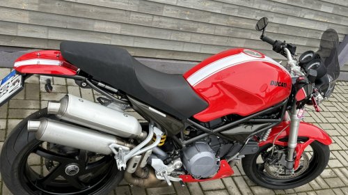 Ducati Monster S2R