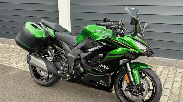 Kawasaki Ninja 1100SX SE