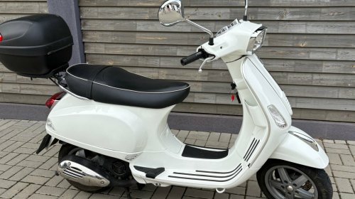 Piaggio Vespa LX150
