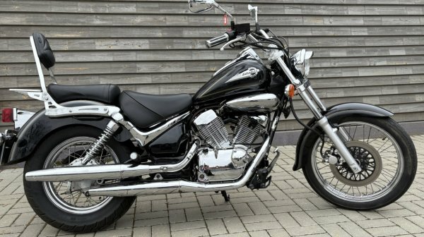 Suzuki VL250 Intruder