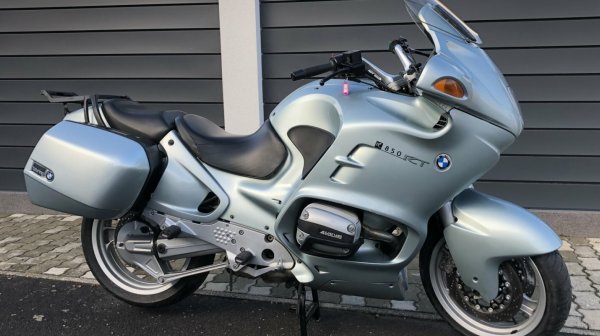 BMW R850RT