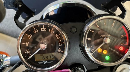Kawasaki W800