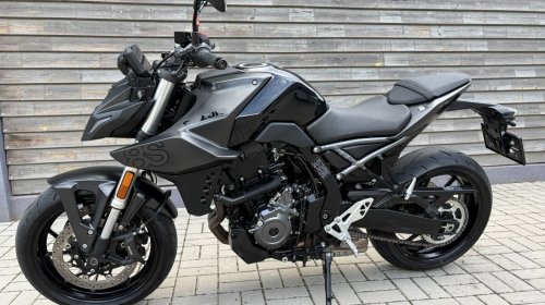 Suzuki GSX 8S